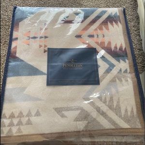 Pendleton wool blanket brand new